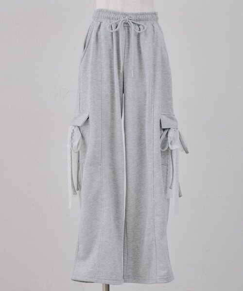 continuer de NICE CLAUP（コンティニューデナイスクラップ）の「スウェットリボンカーゴパンツ（その他パンツ・レディース・トップグレー/オフホワイト/ブラック・FREE）」の20枚目の写真