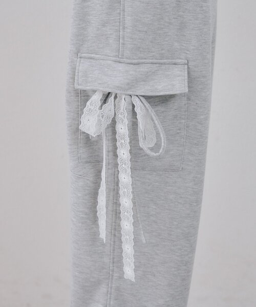 continuer de NICE CLAUP（コンティニューデナイスクラップ）の「スウェットリボンカーゴパンツ（その他パンツ・レディース・トップグレー/オフホワイト/ブラック・FREE）」の15枚目の写真