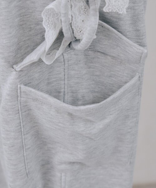 continuer de NICE CLAUP（コンティニューデナイスクラップ）の「スウェットリボンカーゴパンツ（その他パンツ・レディース・トップグレー/オフホワイト/ブラック・FREE）」の14枚目の写真