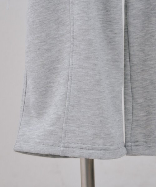 continuer de NICE CLAUP（コンティニューデナイスクラップ）の「スウェットリボンカーゴパンツ（その他パンツ・レディース・トップグレー/オフホワイト/ブラック・FREE）」の12枚目の写真