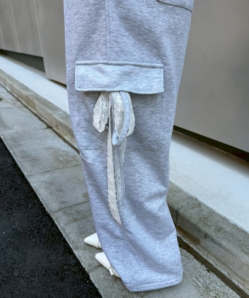 continuer de NICE CLAUP（コンティニューデナイスクラップ）の「スウェットリボンカーゴパンツ（その他パンツ・レディース・トップグレー/オフホワイト/ブラック・FREE）」の21枚目の写真