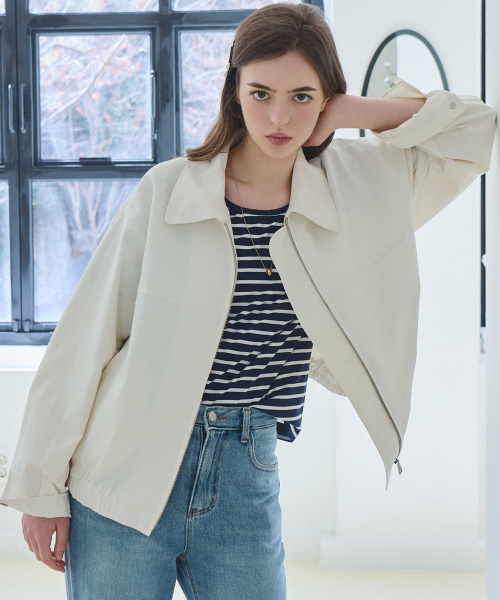 SLOWLOLLI(スローローリ)の「Modern zip-up blouson_2 Colors(ブルゾン・レディース・ブラック/アイボリー・FREE)」の3枚目の写真