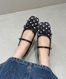 ドット柄スクエアトゥパンプス