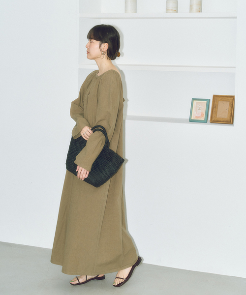 GRISE(グリーズ)の「MIDORI UEEDA×GRISEナローストラップフラットサンダル(サンダル・レディース・ブラック/ブラウン・SMALL/MEDIUM/LARGE/X-LARGE)」の11枚目の写真