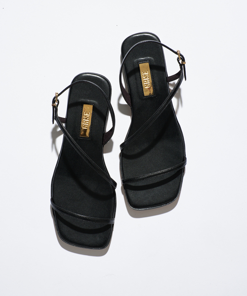 GRISE(グリーズ)の「MIDORI UEEDA×GRISEナローストラップフラットサンダル(サンダル・レディース・ブラック/ブラウン・SMALL/MEDIUM/LARGE/X-LARGE)」の20枚目の写真