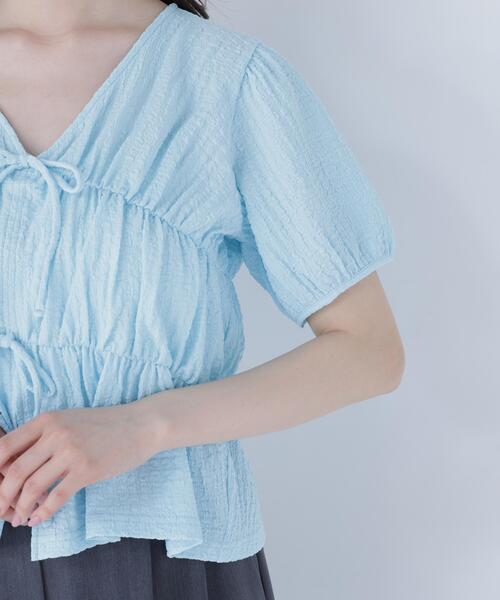 NATURAL BEAUTY BASIC(ナチュラルビューティーベーシック)の「フロントリボンシュリンクカットソー(Tシャツ/カットソー・レディース・ブルー/オフホワイト/ブラック・フリ-)」の13枚目の写真