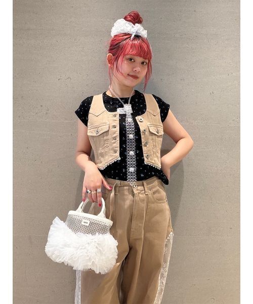 FURFUR(ファーファー)の「レースドッキングデニムベスト(ベスト・レディース・サックスブルー/ベージュ・F)」の18枚目の写真