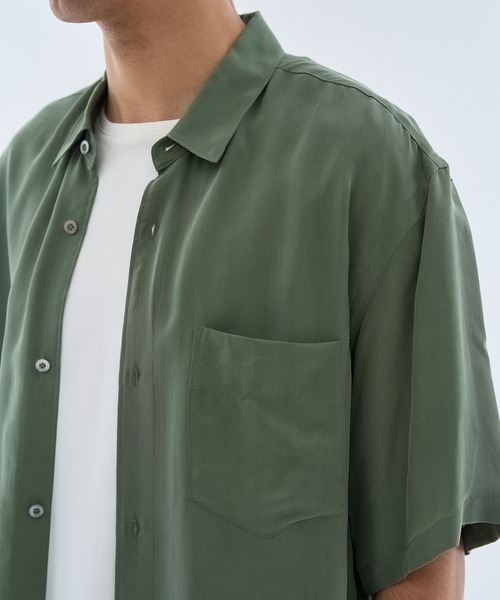 ESTNATION(エストネーション)の「ESTNATION / キュプラ ショートスリーブシャツ(シャツ/ブラウス・メンズ・カーキ/ブルー・LARGE/MEDIUM)」の6枚目の写真