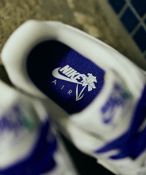 NIKE(ナイキ)の「W AIR FORCE 1 '07 SE IF0498-101(スニーカー・レディース・ホワイト・22.5cm/29.0cm/28.5cm/28.0cm/27.5cm/24.0cm/23.5cm/23.0cm/22.0cm/27.0cm/26.5cm/26.0cm/25.5cm/25.0cm/24.5cm)」の18枚目の写真