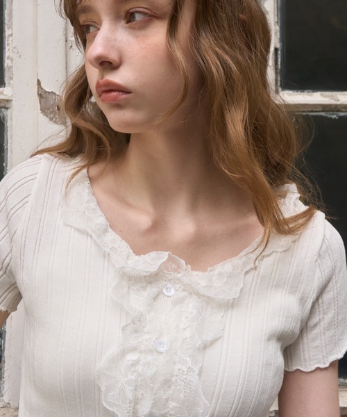 Birthday room（バースデイルーム）の「フロントフリルレースTOPS/Front frill lace tops（Tシャツ/カットソー・レディース・アイボリー/ブラック・FREE）」の6枚目の写真