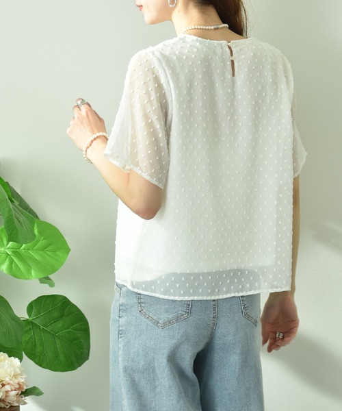 INTERPLANET(インタープラネット)の「シフォンカットドビー半袖プルオーバー(Tシャツ/カットソー・レディース・ブラック/オフホワイト・FREE)」の5枚目の写真