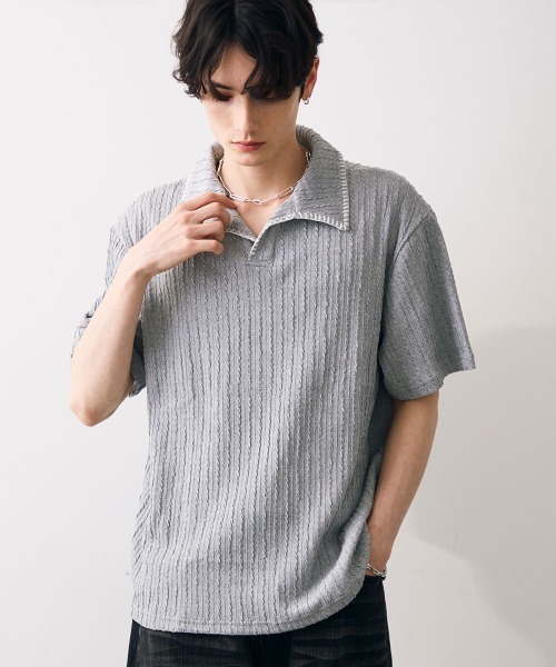 Shoowtime(ショウタイム)の「Stitched-seam knit polo / ステッチシームニットポロ(Tシャツ/カットソー・メンズ・グレー/ブラック・MEDIUM/LARGE/X-LARGE)」の3枚目の写真