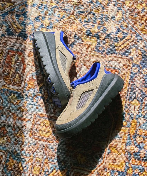 UGG（アグ）の「(UGG)M HERITAGE UTILITY AXOID（スニーカー・レディース・ブルー/ブラック・24cm/23cm/25cm）」の4枚目の写真