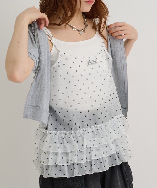 w closet（ダブルクローゼット）の「【4色展開/無地/ドット柄】シアーフリルキャミ 夏服（キャミソール・レディース・レッド/オフホワイト/アイボリー/ブラック・FREE）」の5枚目の写真