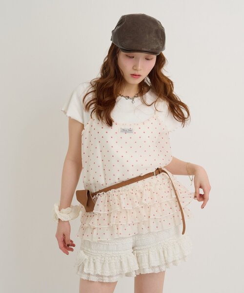 w closet(ダブルクローゼット)の「【4色展開/無地/ドット柄】シアーフリルキャミ 夏服(キャミソール・レディース・レッド/オフホワイト/アイボリー/ブラック・FREE)」の20枚目の写真