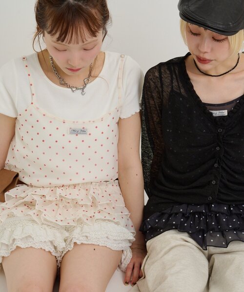 w closet（ダブルクローゼット）の「【4色展開/無地/ドット柄】シアーフリルキャミ 夏服（キャミソール・レディース・レッド/オフホワイト/アイボリー/ブラック・FREE）」の15枚目の写真