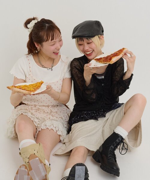 w closet（ダブルクローゼット）の「【4色展開/無地/ドット柄】シアーフリルキャミ 夏服（キャミソール・レディース・レッド/オフホワイト/アイボリー/ブラック・FREE）」の16枚目の写真