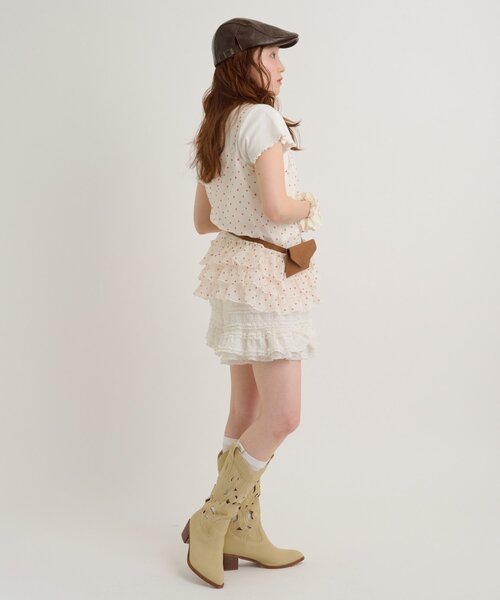 w closet（ダブルクローゼット）の「【4色展開/無地/ドット柄】シアーフリルキャミ 夏服（キャミソール・レディース・レッド/オフホワイト/アイボリー/ブラック・FREE）」の18枚目の写真