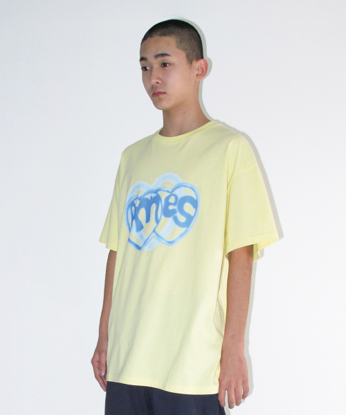 AMESWORLDWIDE(アメスワールドワイド)の「HEART SPRAY TEE YELLOW(Tシャツ/カットソー・レディース・その他・SMALL/MEDIUM/LARGE)」の7枚目の写真