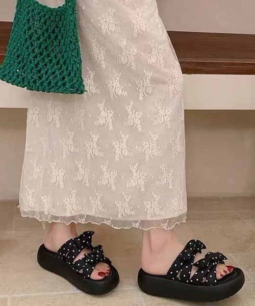 Teem Store(チームストア)の「ドット柄ダブルリボン厚底サンダル(サンダル・レディース・ブラック/アイボリー・L/M)」の10枚目の写真