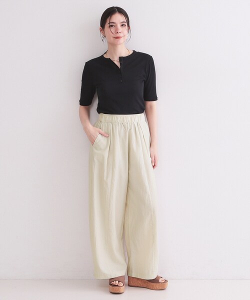 OPAQUE.CLIP(オペークドットクリップ)の「シアーコットンヘンリーネックカットソー【洗濯機OK】(Tシャツ/カットソー・レディース・ダークブラウン/アイボリー/ブラック・38/40)」の16枚目の写真