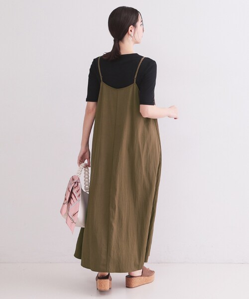 OPAQUE.CLIP(オペークドットクリップ)の「シアーコットンヘンリーネックカットソー【洗濯機OK】(Tシャツ/カットソー・レディース・ダークブラウン/アイボリー/ブラック・38/40)」の15枚目の写真