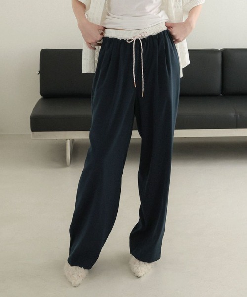 DONOBAN(ドノバン)の「ダブルウエストストレートパンツ(スラックス・レディース・ネイビー/ベージュ・MEDIUM/LONG/SHORT)」の3枚目の写真