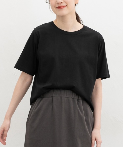 Honeys(ハニーズ)の「【接触冷感・ひんやりコットン】ひんやり綿半袖Tシャツ(Tシャツ/カットソー・レディース・スミクロ/レッド/ブラック/ブラウン/ダークブルー/オフホワイト・S/M/LL/L)」の3枚目の写真