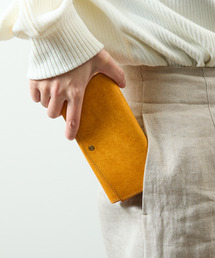 com-ono（コムォノ）の「com-ono コモノ / PUEBLO LEATHER LONG WALLET プエブロレザーを使用した小さい長財布 ほぼ一万円札サイズ / SLIM-008pb（財布）」