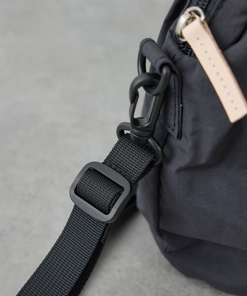 EARTH MADE（アースメイド）の「【WEB限定】【EARTH MADE】軽量ナイロンミニ2WAYショルダーバッグ（ショルダーバッグ・レディース・ベージュ/ブラック/パープル・フリー）」の19枚目の写真