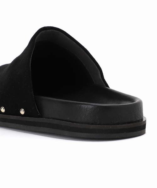 FLAT（フラット）の「レザースタッズクロッグ（その他シューズ・レディース・ブラック/キャメル・SMALL/MEDIUM/LARGE/X-LARGE）」の18枚目の写真