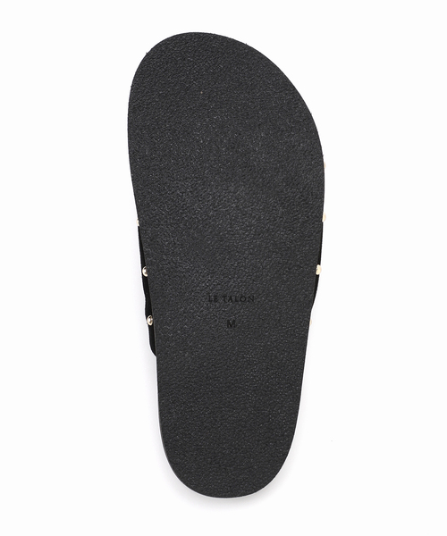 FLAT（フラット）の「レザースタッズクロッグ（その他シューズ・レディース・ブラック/キャメル・SMALL/MEDIUM/LARGE/X-LARGE）」の20枚目の写真