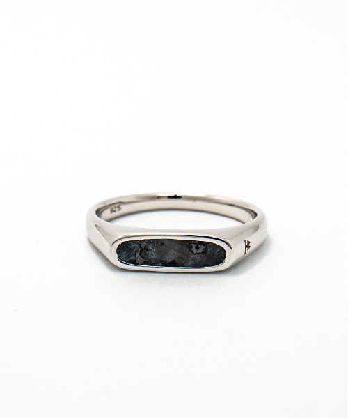 TOM WOOD(トムウッド)の「【TOMWOOD(トムウッド)】Mario Ring Larvikite シルバーリング 指輪 ラルビカイト(リング・メンズ・シルバー・62/60/58/56)」の2枚目の写真