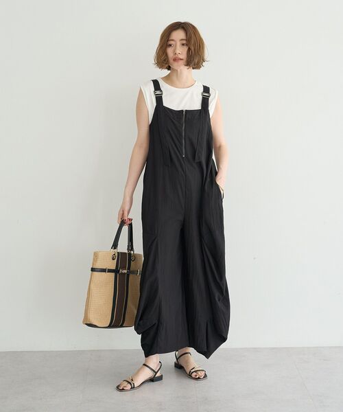 Editt by YECCA VECCA(エディットバイイェッカヴェッカ)の「【適ON】COOLコクーンサロペット【セットアップ対応】(サロペット/オーバーオール・レディース・カーキ/チャコールグレー/ブラック・FREE)」の7枚目の写真