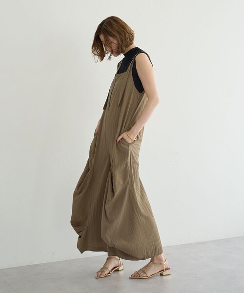 Editt by YECCA VECCA(エディットバイイェッカヴェッカ)の「【適ON】COOLコクーンサロペット【セットアップ対応】(サロペット/オーバーオール・レディース・カーキ/チャコールグレー/ブラック・FREE)」の14枚目の写真