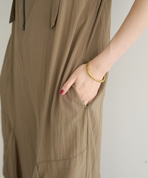 Editt by YECCA VECCA(エディットバイイェッカヴェッカ)の「【適ON】COOLコクーンサロペット【セットアップ対応】(サロペット/オーバーオール・レディース・カーキ/チャコールグレー/ブラック・FREE)」の19枚目の写真