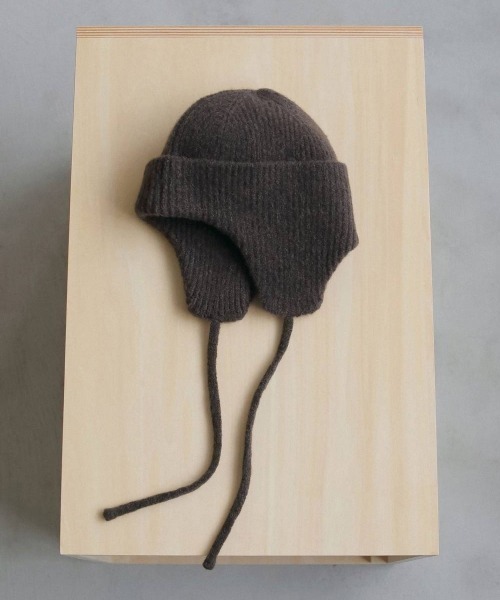 CANAL JEAN(キャナルジーン)の「anuke Ribknit Flight Cap リブニットフライトキャップ/62621020(ニットキャップ/ビーニー・レディース・ベージュ/チャコールグレー/ブラウン・ONE SIZE)」の2枚目の写真