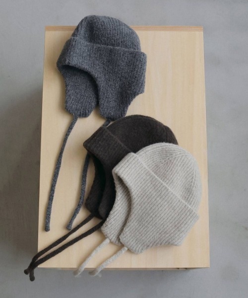CANAL JEAN(キャナルジーン)の「anuke Ribknit Flight Cap リブニットフライトキャップ/62621020(ニットキャップ/ビーニー・レディース・ベージュ/チャコールグレー/ブラウン・ONE SIZE)」の6枚目の写真