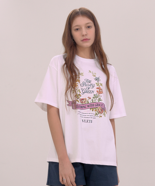 VLETI(ブレッティ)の「Oversized Floral Digital Print Short Sleeve Tee (white)(Tシャツ/カットソー・レディース・ホワイト・FREE)」の2枚目の写真