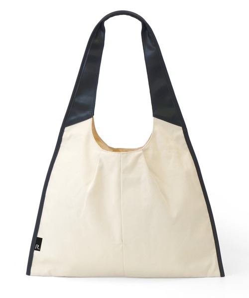 RT;ESKA(アールティーエスカ)の「RT;ESKA(アールティーエスカ) / Shape Tote - Triangle(トートバッグ・レディース・ブラック/アイボリー・FREE)」の21枚目の写真