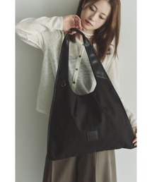 RT；ESKA（アールティーエスカ）の「RT；ESKA（アールティーエスカ） / Shape Tote - Triangle（トートバッグ）」