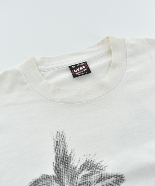DISNEY VINTAGE(ディズニーヴィンテージ)の「【USED】90’s Fruit of the Loom “Disney/ Mickey&Minnie” キャラクター Tシャツ USA製(Tシャツ/カットソー・メンズ・ホワイト・X-LARGE)」の5枚目の写真