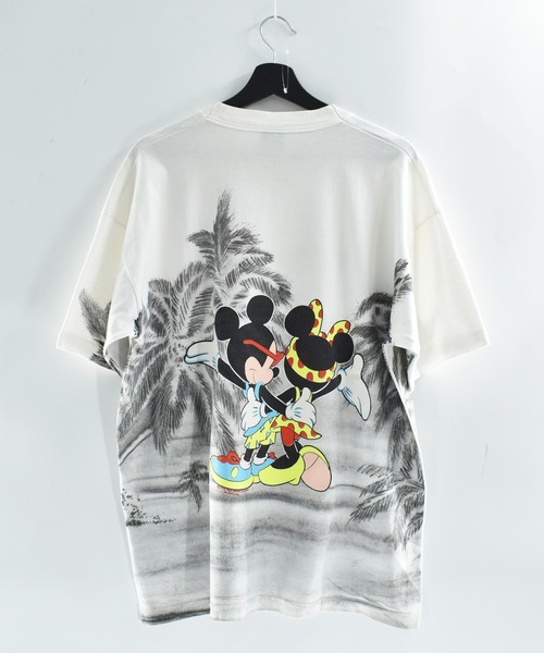 DISNEY VINTAGE(ディズニーヴィンテージ)の「【USED】90’s Fruit of the Loom “Disney/ Mickey&Minnie” キャラクター Tシャツ USA製(Tシャツ/カットソー・メンズ・ホワイト・X-LARGE)」の2枚目の写真