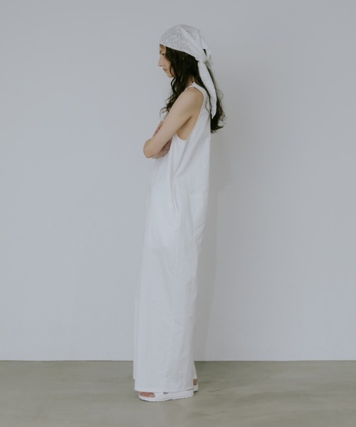 lit(リット)の「Twill Cocoon Wide Salopette(サロペット/オーバーオール・レディース・オフホワイト/ブラック・38/36)」の3枚目の写真
