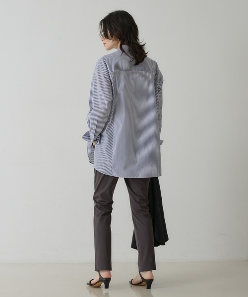 qualite(カリテ)の「ストライプスタンドカラーシャツ(シャツ/ブラウス・レディース・ネイビー/ブラウン/ベージュ・フリー)」の7枚目の写真