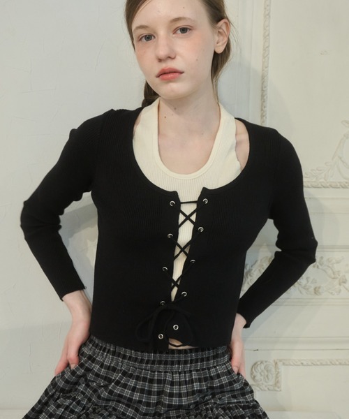 Birthday room(バースデイルーム)の「ホルターネックレースアップニット/ Halter-neck lace-up knit top(ニット/セーター・レディース・ブラック/グレー・FREE)」の5枚目の写真