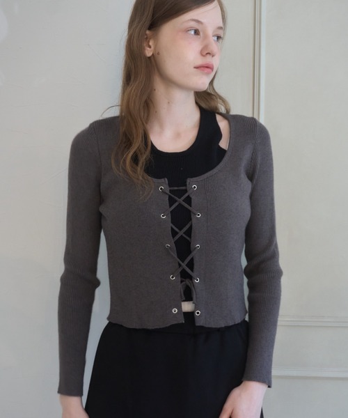 Birthday room(バースデイルーム)の「ホルターネックレースアップニット/ Halter-neck lace-up knit top(ニット/セーター・レディース・ブラック/グレー・FREE)」の10枚目の写真