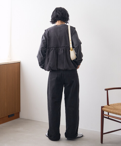 FREAK'S STORE(フリークスストア)の「RED KAP × FREAK'S STORE/レッドキャップ 別注 コーデュロイ 裾バルーンリボンベスト(ベスト・レディース・ワインレッド/ナチュラル/チャコールグレー・フリ-)」の21枚目の写真