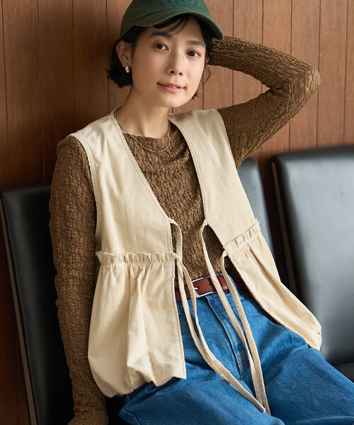 FREAK'S STORE(フリークスストア)の「RED KAP × FREAK'S STORE/レッドキャップ 別注 コーデュロイ 裾バルーンリボンベスト(ベスト・レディース・ワインレッド/ナチュラル/チャコールグレー・フリ-)」の10枚目の写真