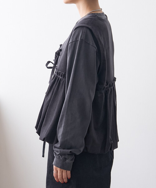 FREAK'S STORE(フリークスストア)の「RED KAP × FREAK'S STORE/レッドキャップ 別注 コーデュロイ 裾バルーンリボンベスト(ベスト・レディース・ワインレッド/ナチュラル/チャコールグレー・フリ-)」の13枚目の写真